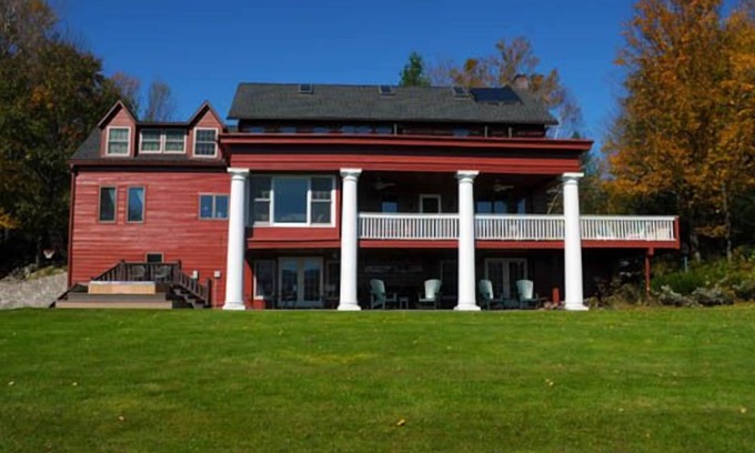 Tannersville Other | Fall foliage and snow are coming! Hot tub, Gourmet kitchen, views everywhere!