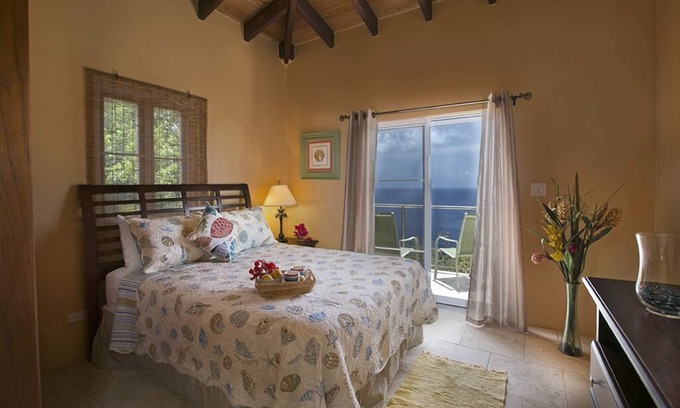 Peterborg Cottage | Fall in love with Cottage Adore!