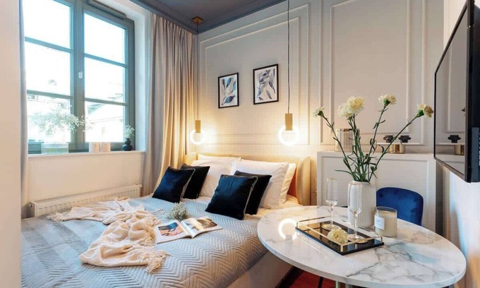 Old Town Apartment | Fall in love with the beautiful Old Town of Warsaw