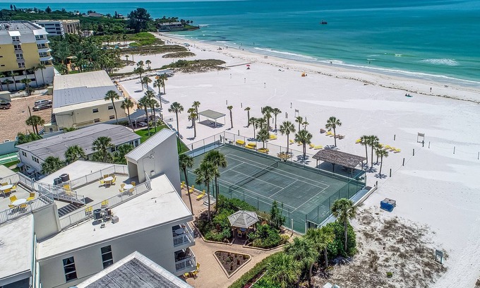 Siesta Key Condo | Fall Into Paradise Your Endless Summer Starts Now