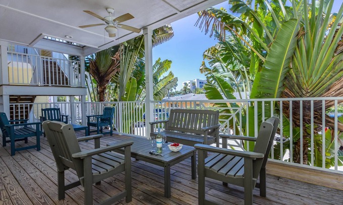 Siesta Key Condo | Fall Into Paradise Your Endless Summer Starts Now