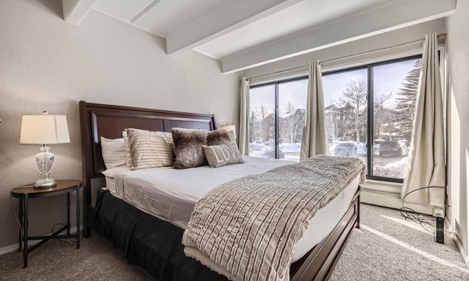 Dillon Condo | Fall into Savings! 15% Off Until Nov 30 - Book Now!