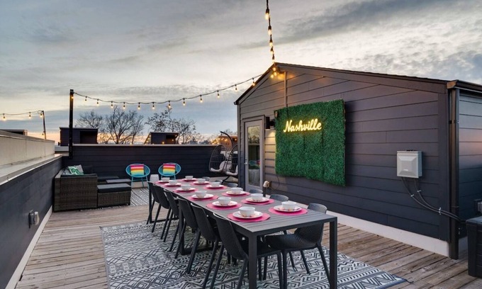 Talbot's Corner House | Fall rooftop deck, ping pong table, downtown Nashville