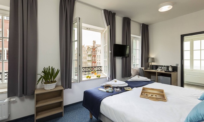 Old Town Hotel | Fama Residence