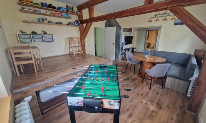 Malchin Apartment | Familienfreundliche Fewo MV Malchin