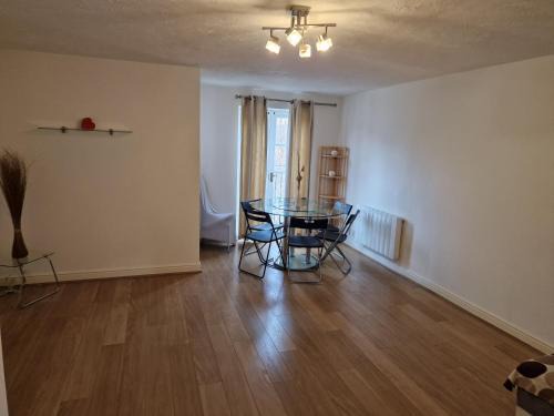 Barnet Apartment | Family 2 bedrooms flat