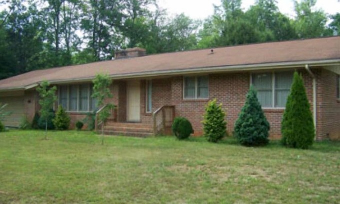 Bryson City House | Family and Pet Friendly Home on Deep Creek.