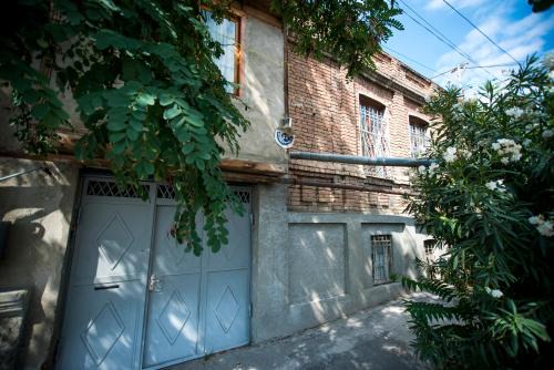 Avlabari Apartment | Family Apartments "IGWT"