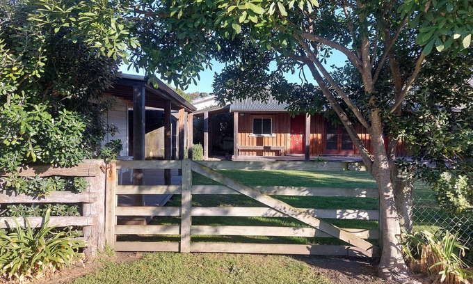 Wainui Cottage | Family Bach at the Stock Route, Wainui Beach.