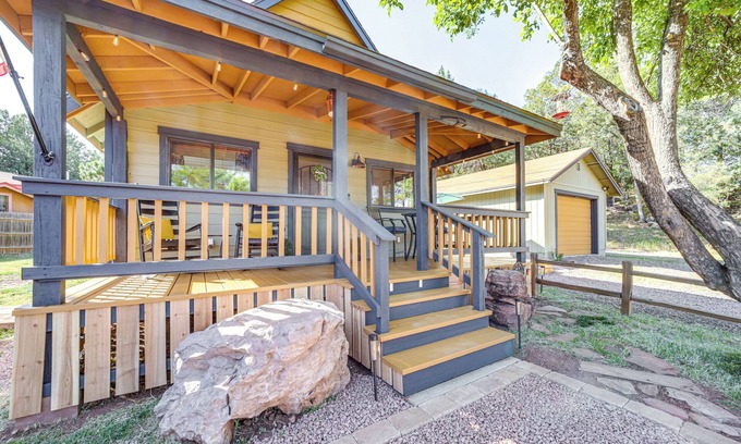 Pine Cabin | Family Cabin in Pine w/Deck: Pets Welcome!