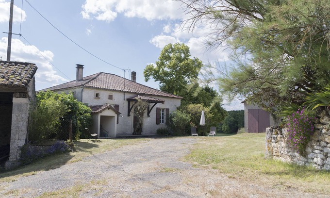 Montaigu-de-Quercy House | Family country house for rent in the Quercy countryside (6/7 pers.)