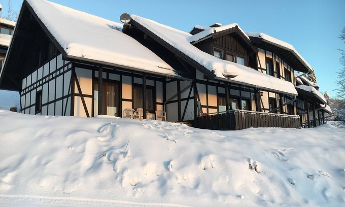 Neuastenberg House | Family-friendly, modern F*holiday home directly at ski slopes + hiking trails