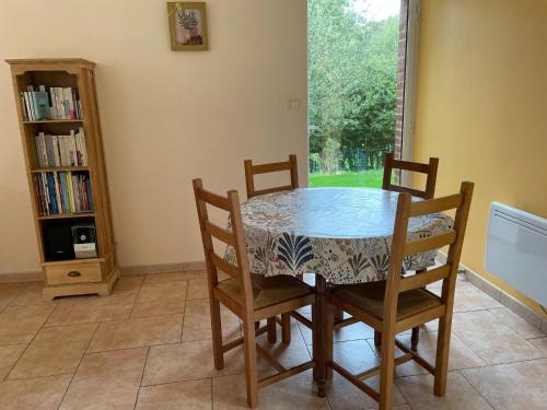 Isigny-le-Buat House | Family Escape with Terrace, cleaning included