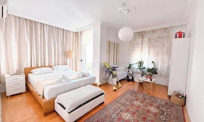 Konyaalti Apartment | Family-Friendly 3BR near Konyaaltı Beach, Balcony w/Mountain & Park View