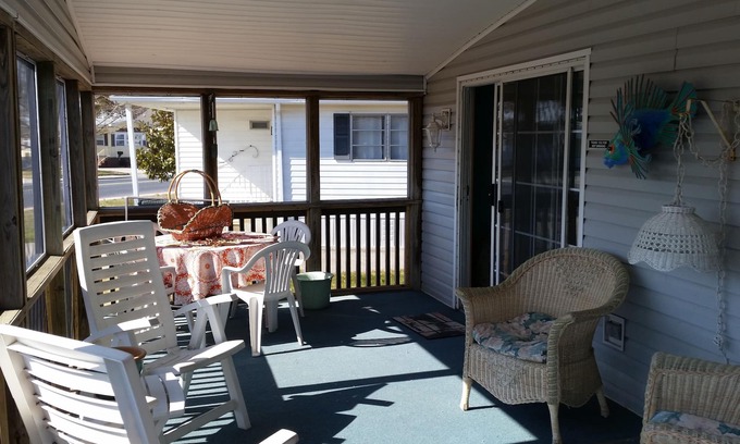 Montego Bay House | family friendly, and convience. Park your car and walk to everything