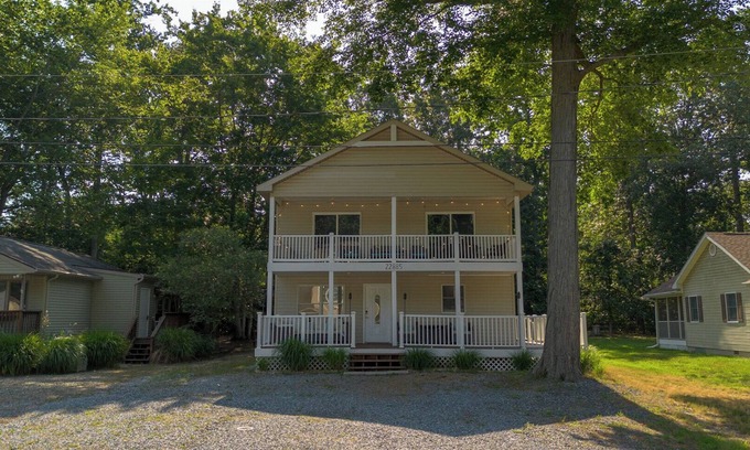Rehoboth Beach House | Family-Friendly Coastal Getaway 5BR 4bth Slps 12 near delaware beaches