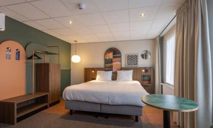Vierhouten Hotel | Family-Friendly Getaway w/Balcony in Veluwe Forest, Perfect for Nature Lovers