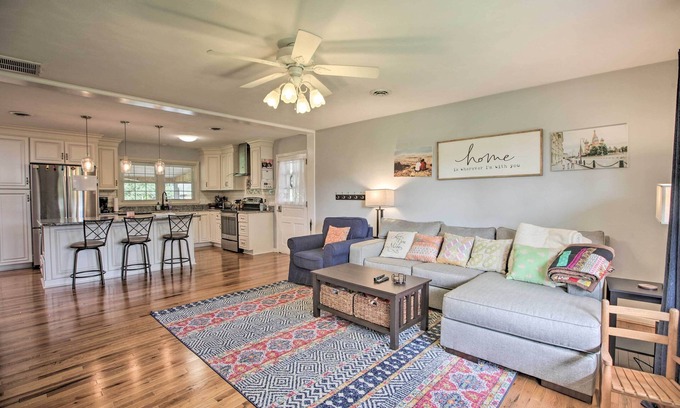 Bridgewater House | Family-Friendly Getaway w/Fire Pit & 2 Kayaks!