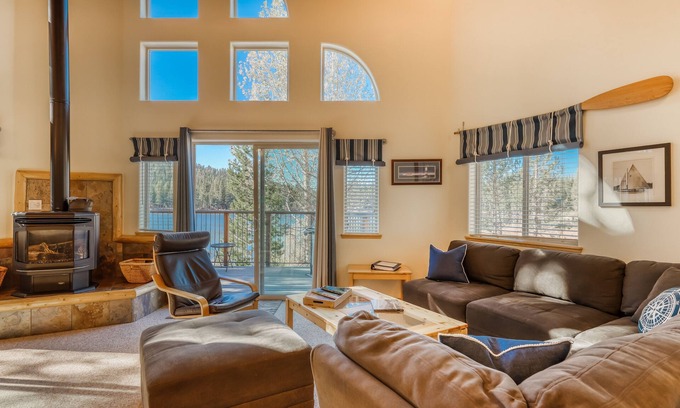 Serene Lakes House | Family-friendly, lakefront getaway w/a gas fireplace, furnished deck, & views