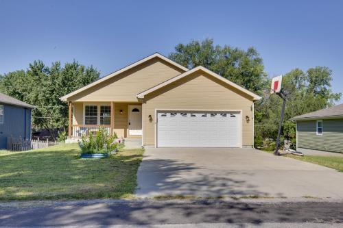 Lansing House | Family-Friendly Lansing Home with Covered Balcony!