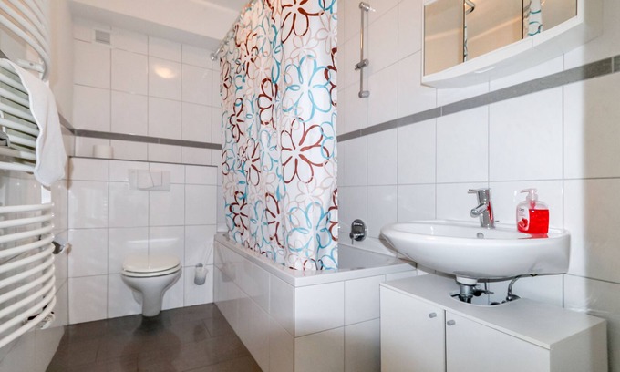 Old Town Apartment | Family-friendly, large apartment (approx. 70m²) in Cologne city center