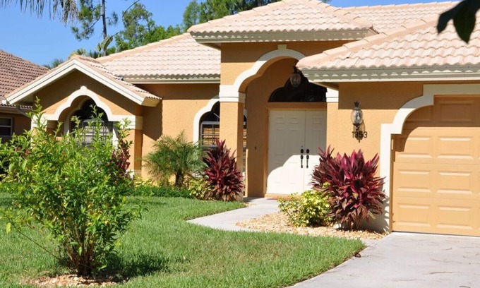 Central Naples House | Family Friendly Luxury 3/2 Home