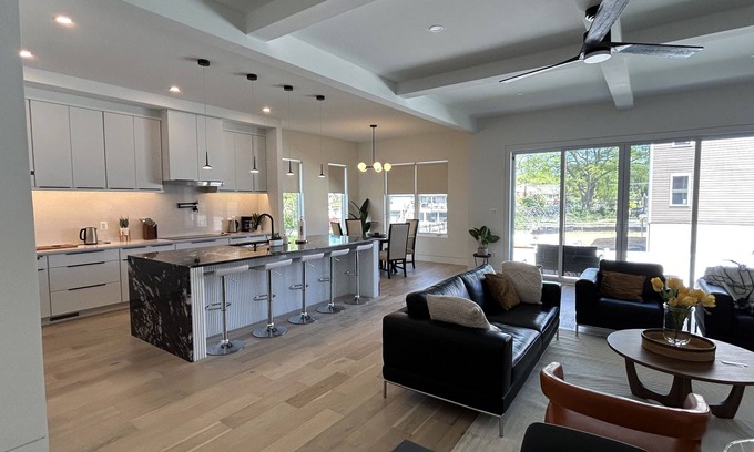 Merrifield House | Family Friendly, Minimalist, Modern Home in the Heart of Fairfax!