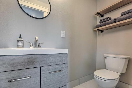 Redmond House | Family-Friendly Redmond Getaway Walk to Dtwn