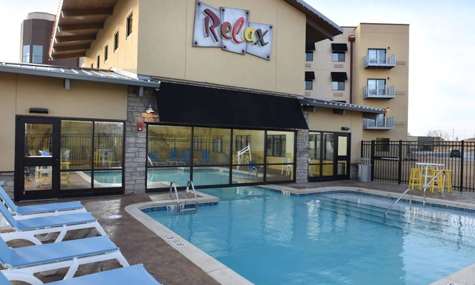 Broken Arrow Hotel | Family-Friendly Stay: Explore Broken Arrow w/Ease! Parking | 4 Units