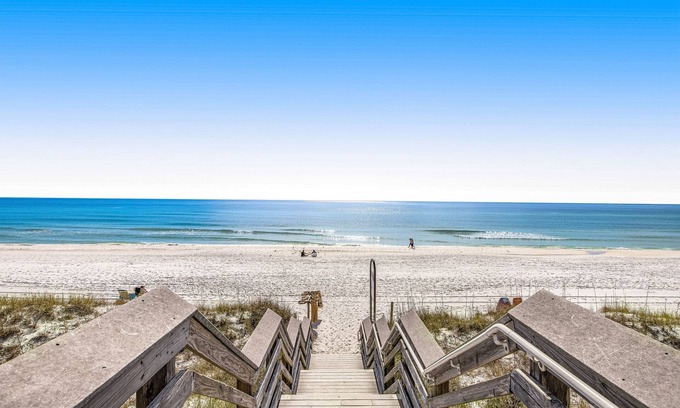Miramar Beach House | Family-Friendly Townhome with Patio & Shared Pools - Walk Three Minutes to Beach