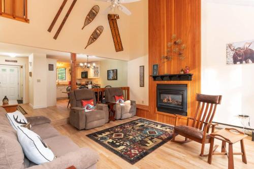 North Conway Apartment | Family-friendly townhouse in a great location!