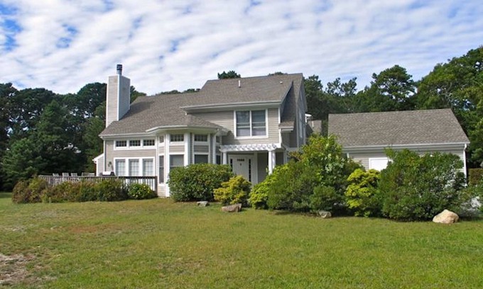 Tisbury House | Family Friendly Townhouse with Central Air and Private Deck (No Pets Allowed)