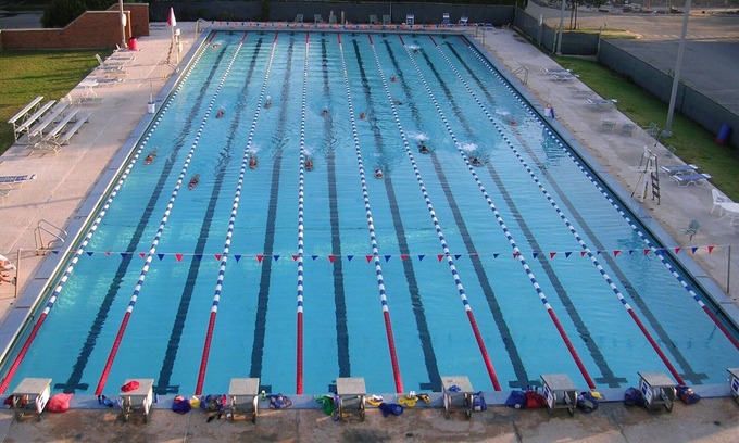 Park Central Hotel | Family-friendly Unit! Indoor Swimming Pool, FREE Parking! Close to Downtown!