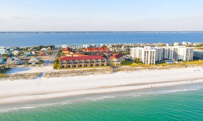 Pensacola Beach House | Family Friendly Three-Story Townhome. Close To The Beach! Pet Friendly!
