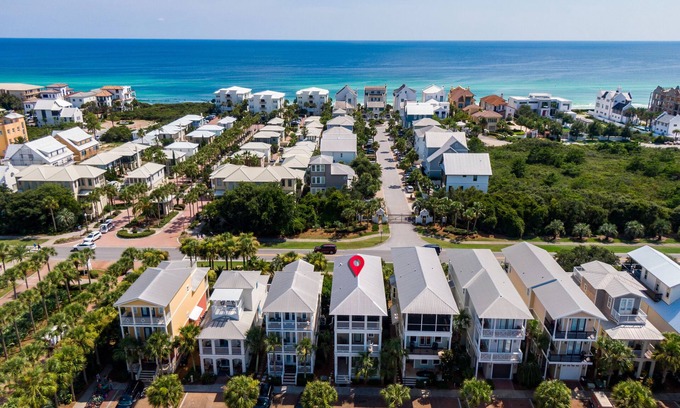 Rosemary Beach House | Family Friendly! Luxury Seacrest Beach Home! Ocean Views & Overlooking 30A!