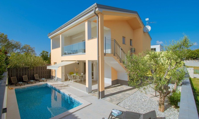 Barbariga Villa | Family-friendly villa with a private pool in Barbariga