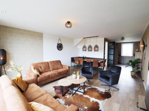 Leons House | Family-Friendly Villa in Leons, cleaning included