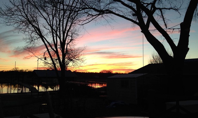 Azle House | Family Friendly Waterfront Home on Eagle Mountain Lake - Briar, Azle, TX
