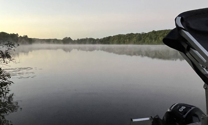 Cornell House | Family fun or private hide away on old Abe Lake!
