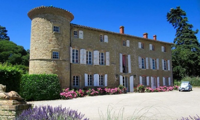 Beauville House | Family Gite at Chateau de Montoussel - Toulouse