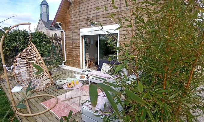La Chapelle-du-Bourgay House | Family home in the countryside near Dieppe