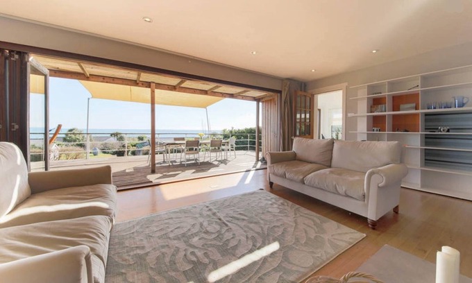 Praa Sands House | Family Home by The Sea