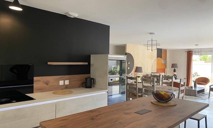 Boutigny Villa | Family home (No parties allowed)near Disneyland paris