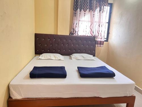 Murudeshwara Hotel | Family Home Stay