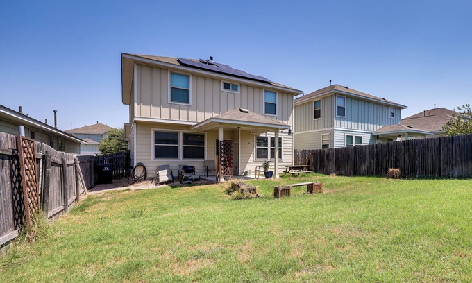 Buda Cottage | Family Home w/Pool Access: 5 Mi to Downtown Buda!