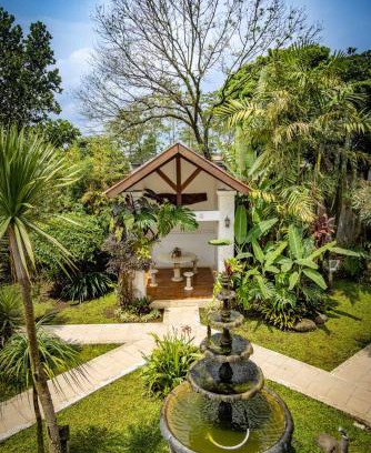 Ngaglik Hotel | Family Hotel Gradia 1