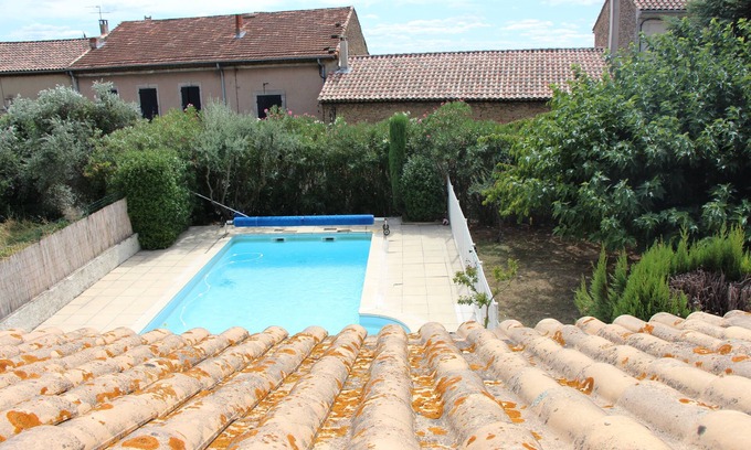 Chateauneuf-du-Pape House | Family house with pool garden Châteauneuf du Pape