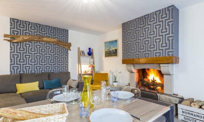Granville Cottage | Family house with private garden, terrace, Internet - Granville
