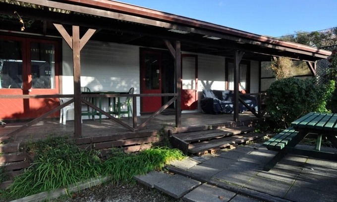 Akaroa House | Family Orientated -Pet Friendly