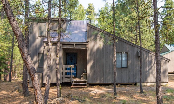 Black Butte Ranch Cabin | Family-oriented cottage on Black Butte Ranch